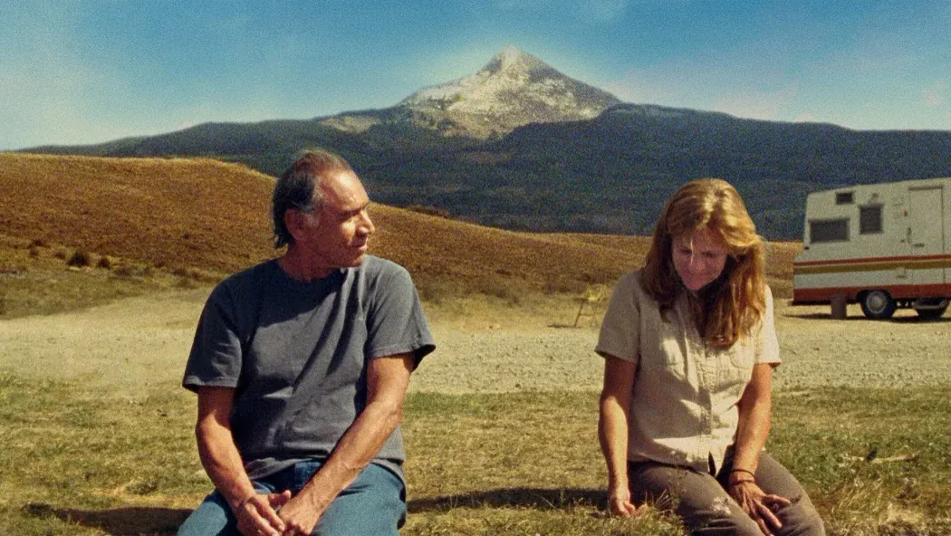 Bir Aşk Şarkısı izle