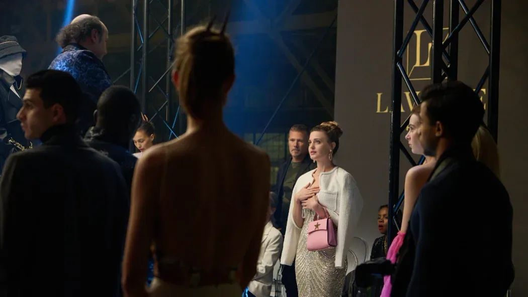 Crimes of Fashion: Killer Clutch izle