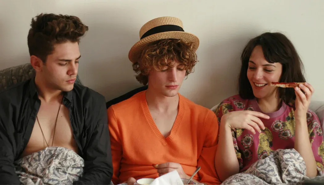 Hayali Aşklar izle