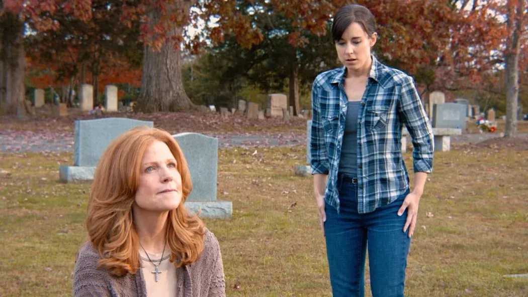 Mount Hideaway Mysteries: Heartache and Homecoming izle